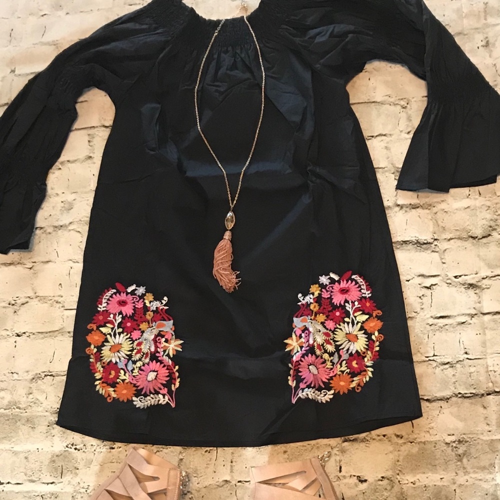 Beautiful Black Dress w/ Embroidered flowers!